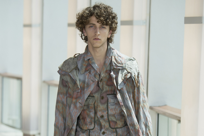 http://www.fashionsnap.com/collection/kolor/mens/2016ss/
