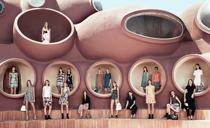http://www.fashionsnap.com/collection/dior/2016ss-pre/