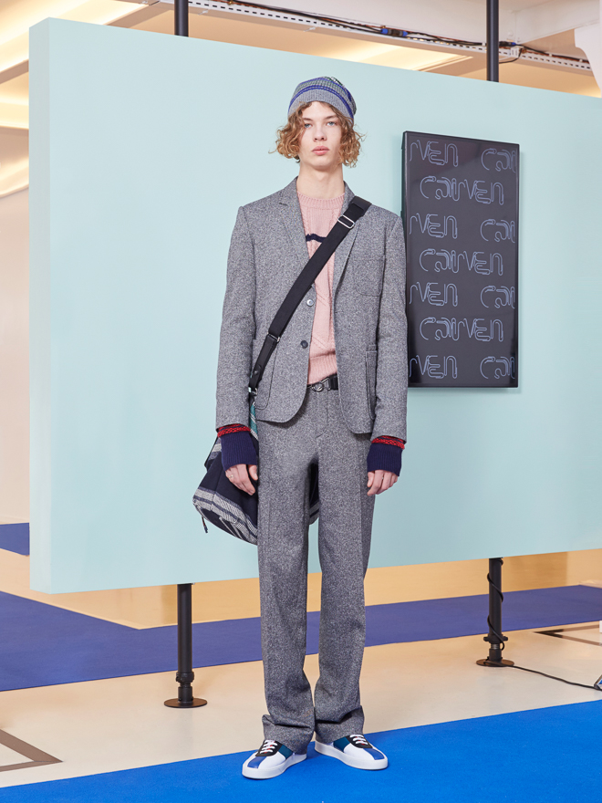 http://www.fashionsnap.com/collection/carven/mens/2016-17aw/gallery/index6.php